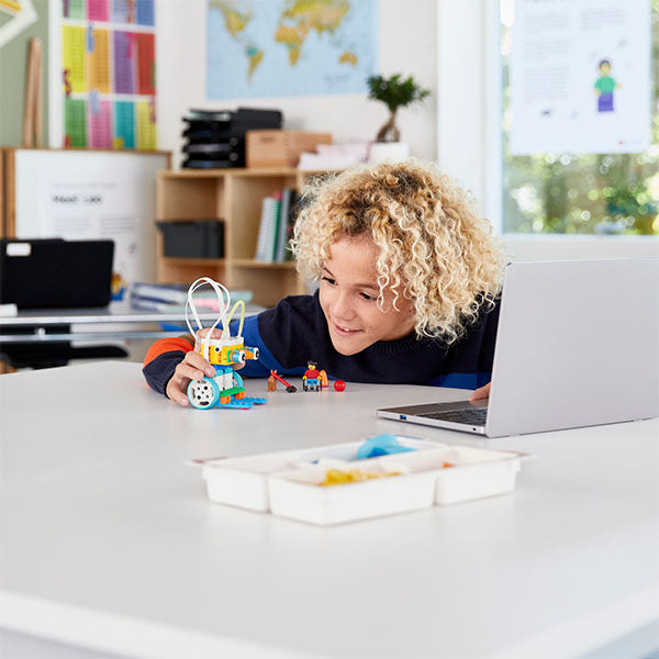 LEGO® Education SPIKE™ Essential Set – CD-Soft