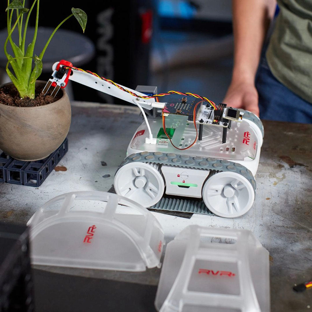 Sphero RVR Plus with BBC microbit