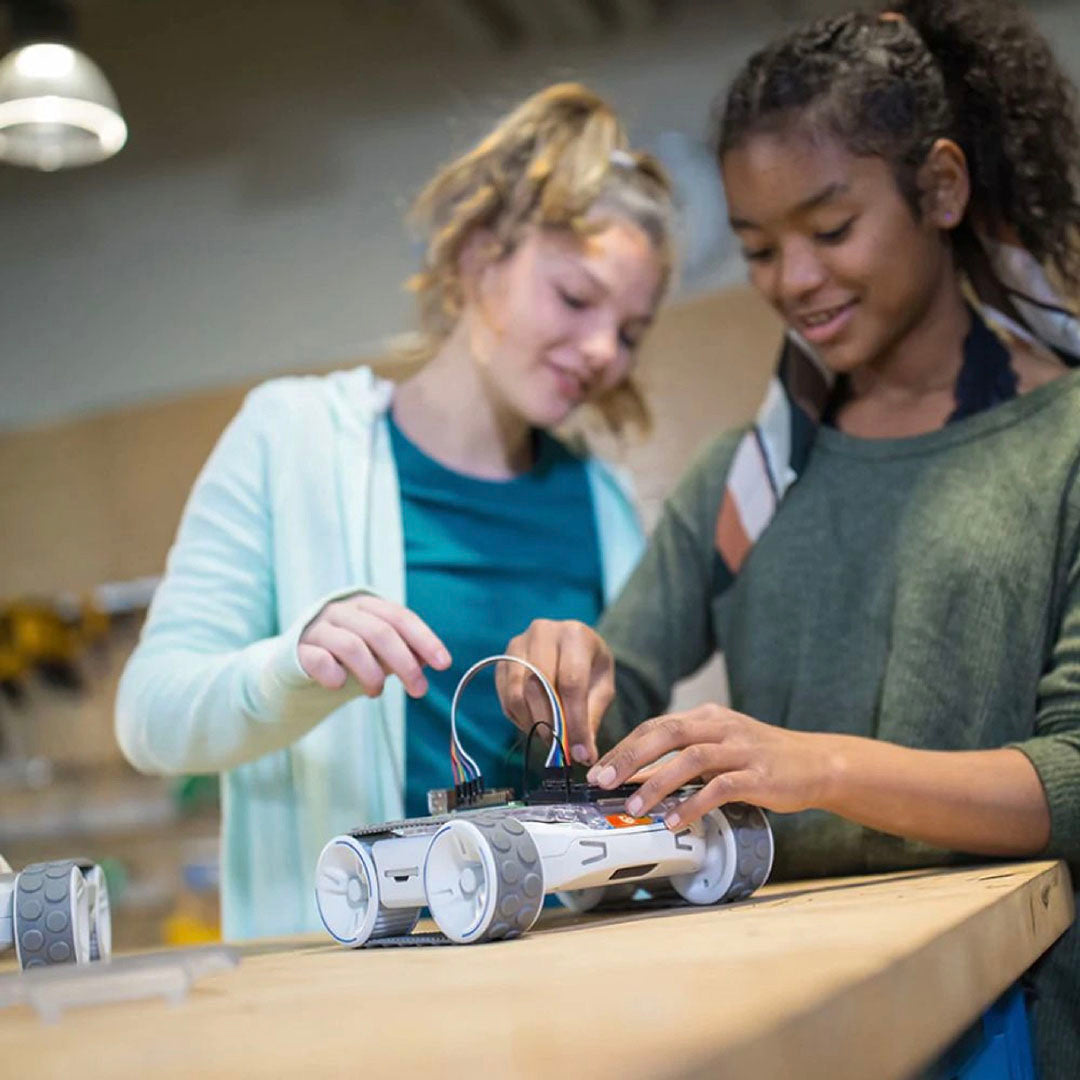 Students using Sphero RVR Plus